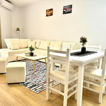 Apartament Rent Amici Apartment